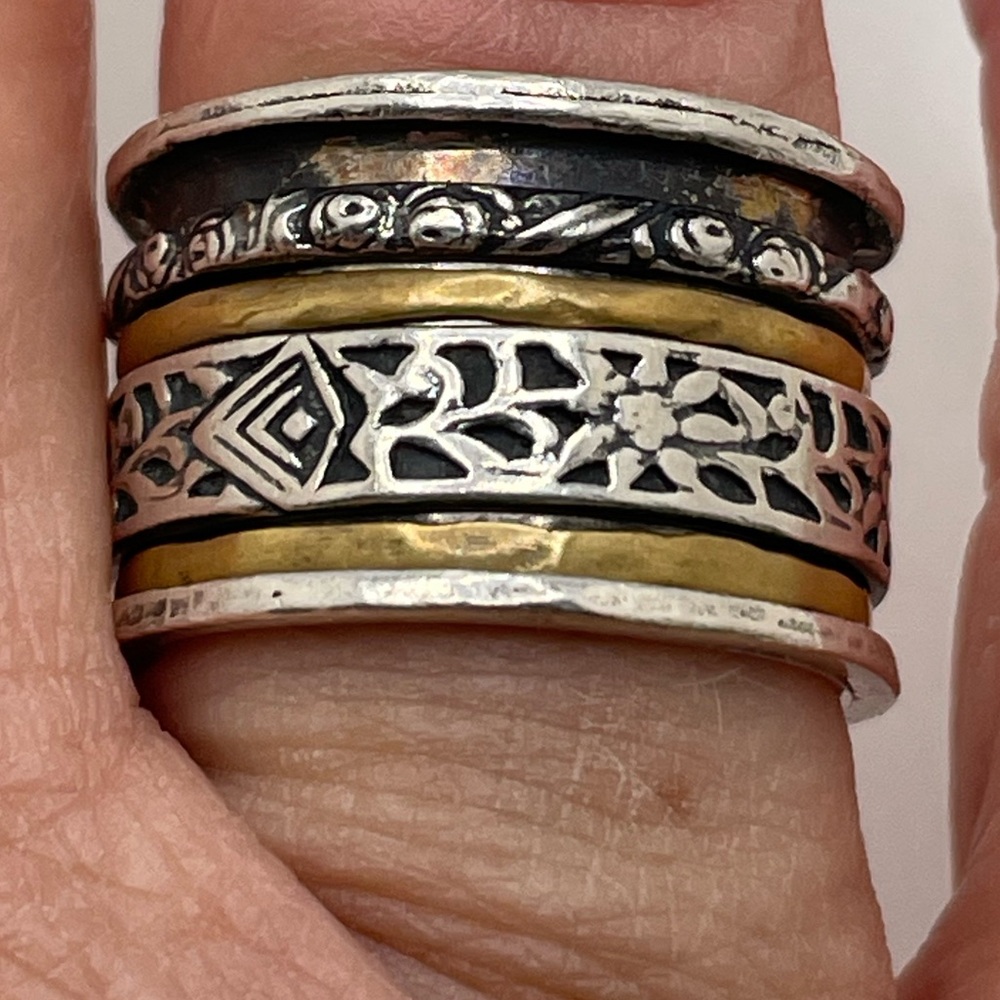 Silpada Silver Spinner Ring!